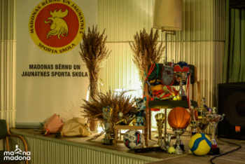 Madonas Bērnu un jaunatnes sporta skolai 65