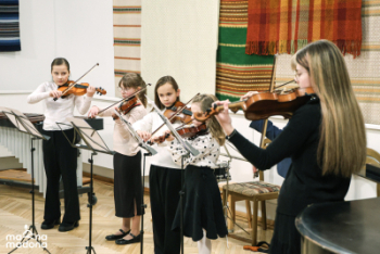 Jāņa Norviļa Madonas Mūzikas skolas audzēkņu koncerts “Ziemassvētku gaismas melodijā”